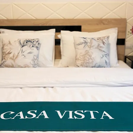 Casa Vista - Spacious 2br, 2bath, In With 2 Free Parking Daire