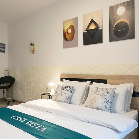 Casa Vista - Spacious 2br, 2bath, In With 2 Free Parking דירה *