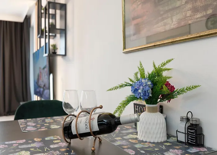 Casa Vista - Spacious 2br, 2bath, In With 2 Free Parking Apartamento