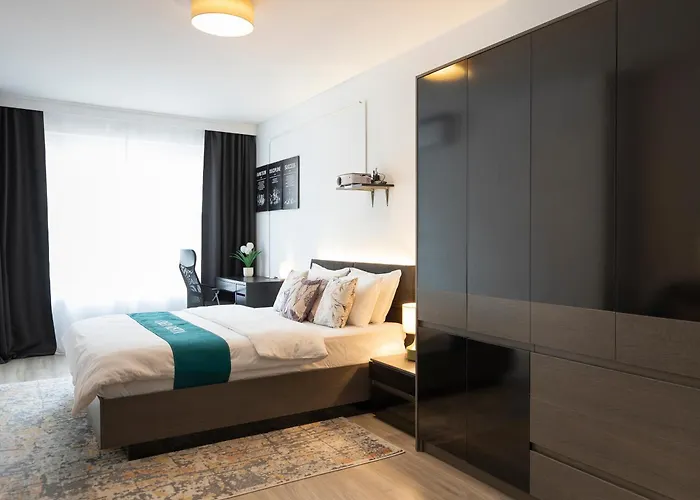 Casa Vista - Spacious 2br, 2bath, In With 2 Free Parking