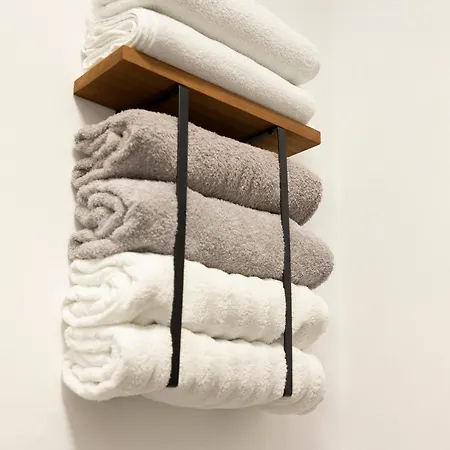 Casa Vista - Spacious 2br, 2bath, In With 2 Free Parking София